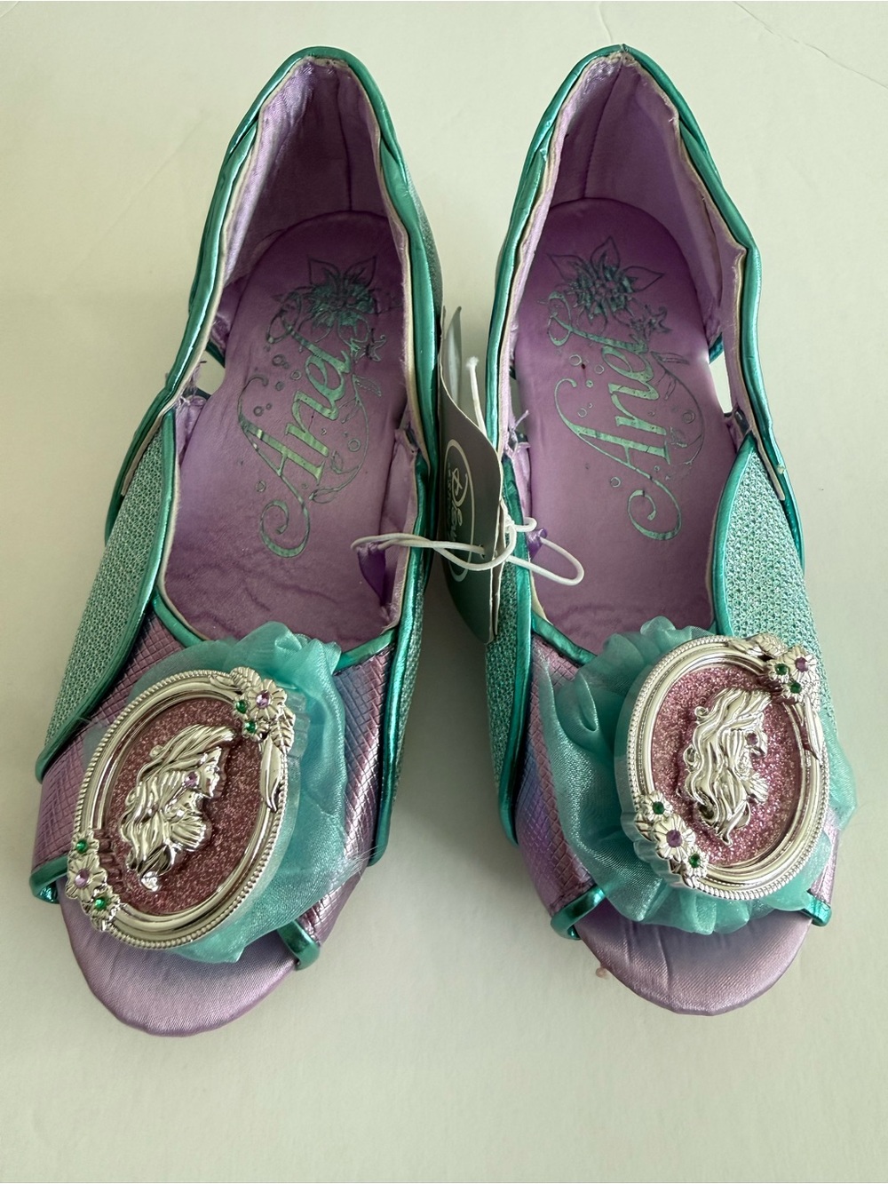 Child's Girls Disney Princess The Little Mermaid Ariel Shoes Size 11/12.